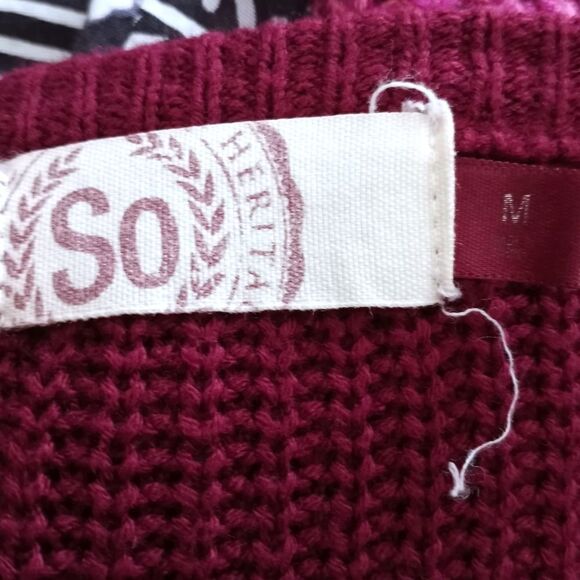 SO BURGUNDY RIBBED V-NECK SWEATER SZ.M EUC - Picture 4 of 6